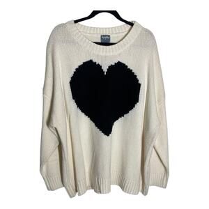 Arula Cream with Black Heart Sweater